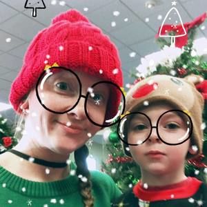 Meet your Posher, Laurie